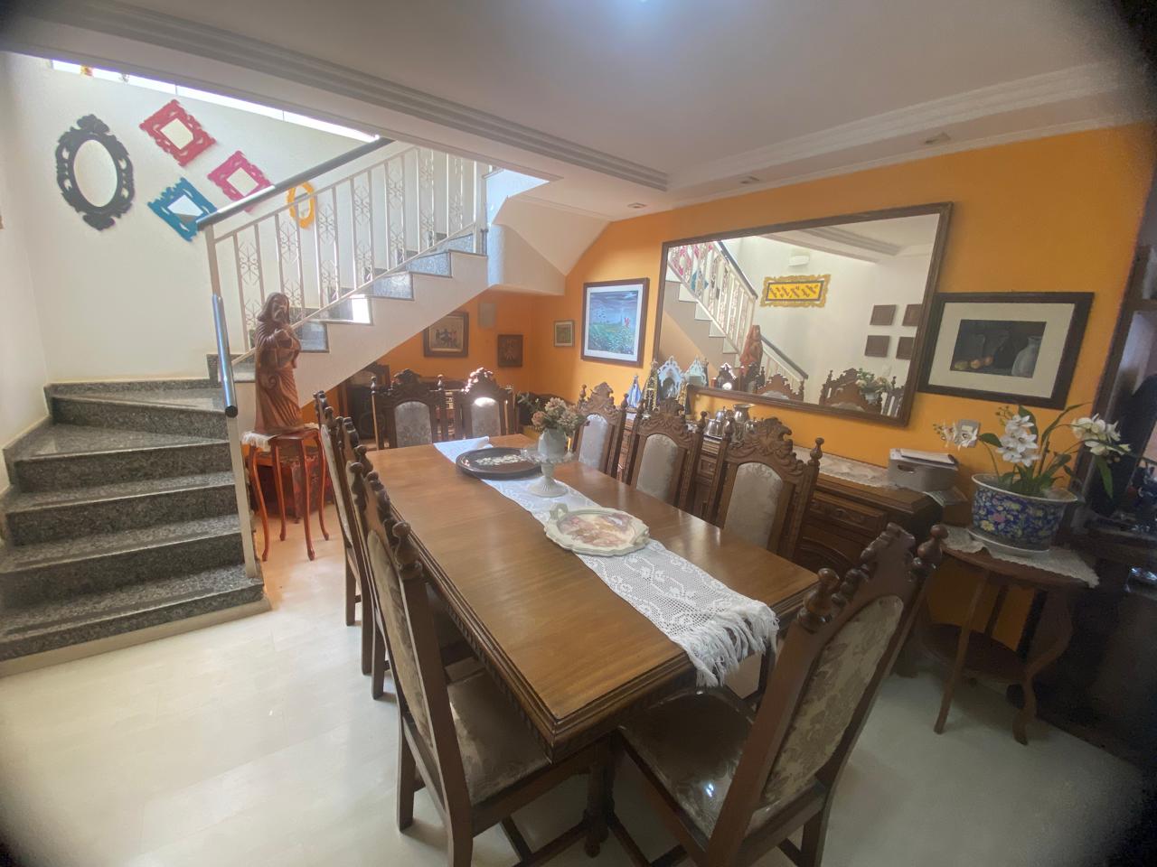 foto do anúncio Sobrado em condomínio, próximo ao Aeroporto e HU